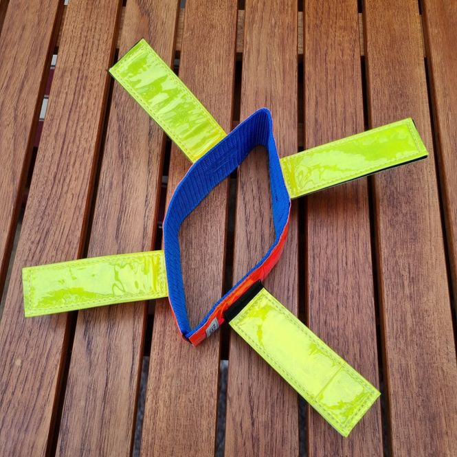 Huvudbild Reflexhalsband Röd 50 cm Bredd 5 cm + 4 gula flärpar 